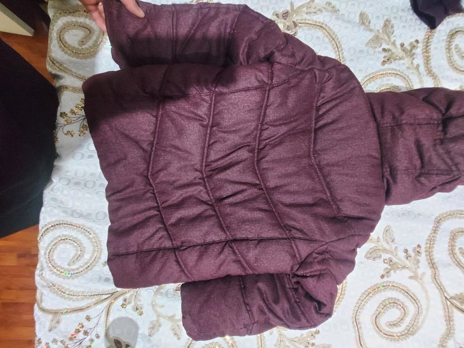 çocuk montu 8 yaşa uygundur üstünde lekeleri vardır - Görsel 5