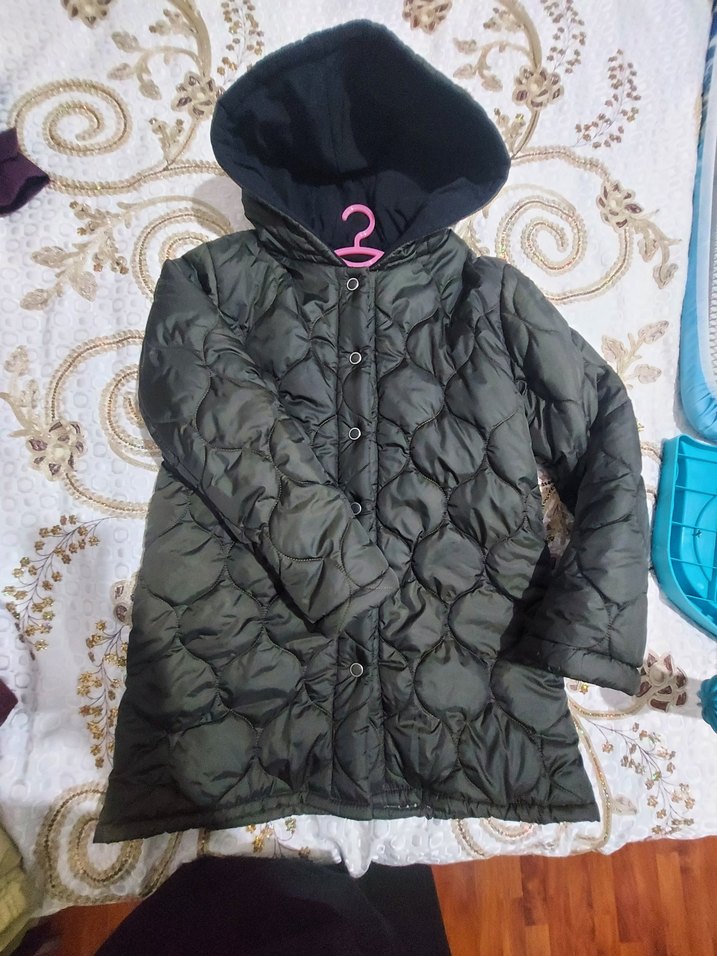 Çocuk Gri Kapüşonlu Uzun Kışlık Ceket - Görsel 3