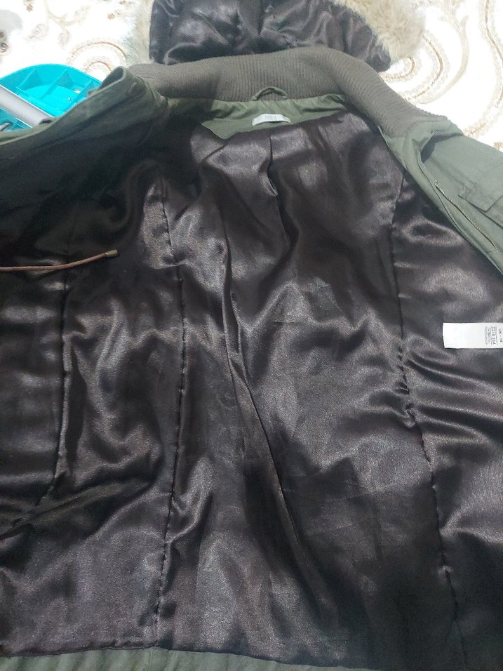 Kürk Detaylı Kapüşonlu Kahverengi Kaban - Görsel 4