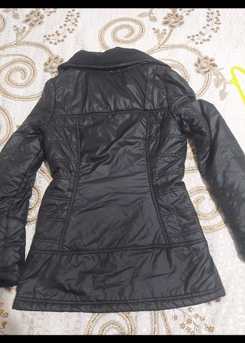 Siyah Fermuarlı Kısa Kadın Kışlık Mont - Görsel 5