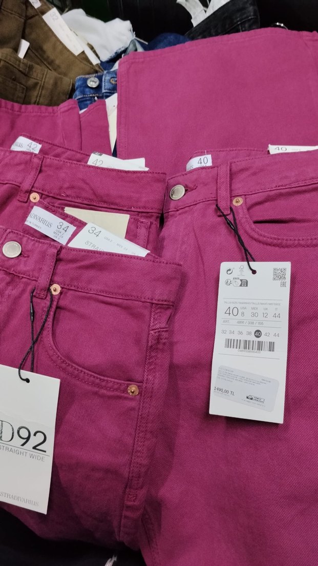 Stradivarius D92 vişne çürüğü pantolon - Görsel 2