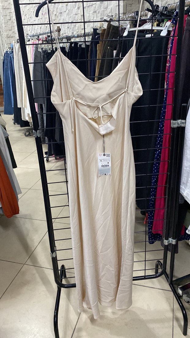 Uzun Kadın Elbise - Görsel 2