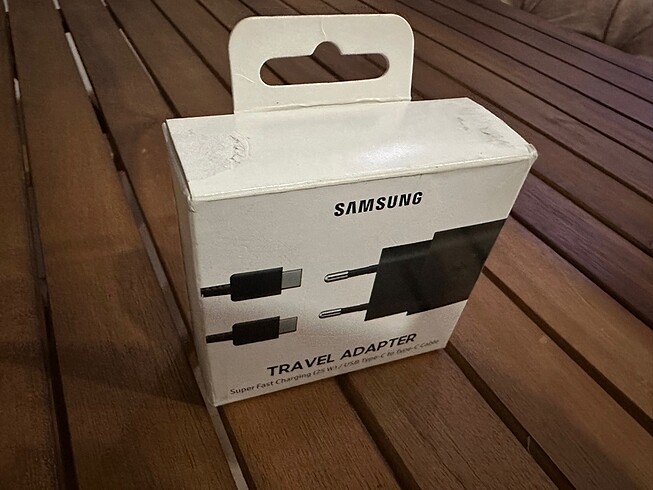 Samsung 25watt Seyehat Şarj Tupe-C Kablo