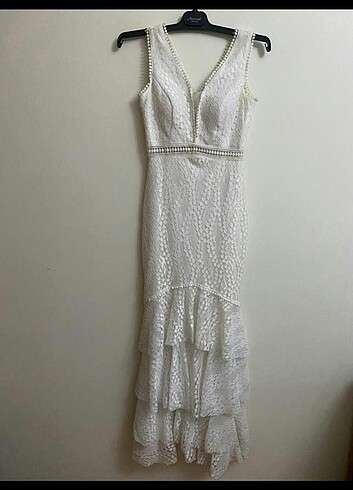 uzun beyaz elbise