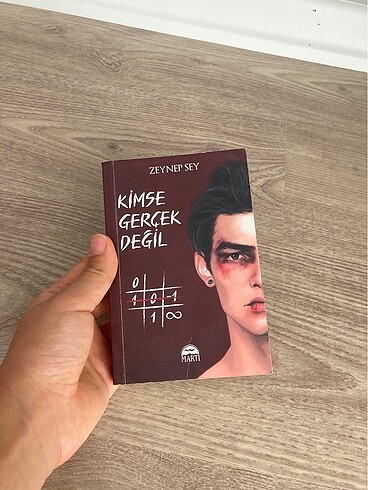  Kimse gerçek değil cep boy