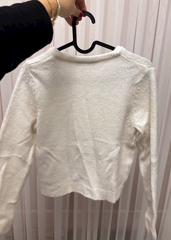 Düğmeli Beyaz Kadın Hırka - Görsel 4