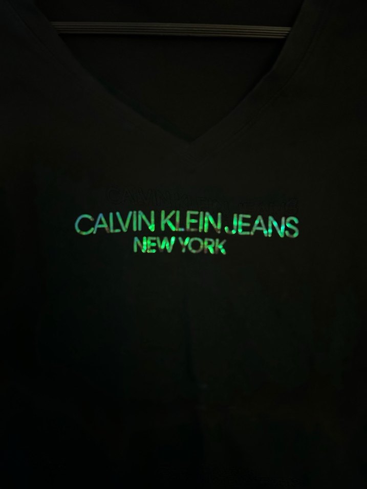 Calvin Klein Jeans Siyah V Yaka Tişört - Görsel 2