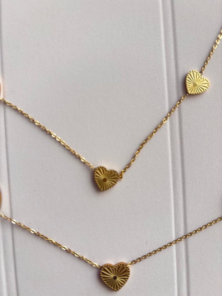 Uzun Zincir Detaylı Altın Rengi Kadın Kolye çelikdir - Görsel 3