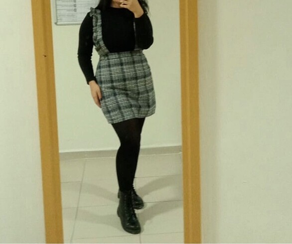 trendyolmilla gri ve mavi detaylı ekose etek