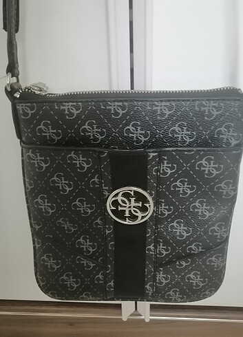 GUESS çapraz çanta