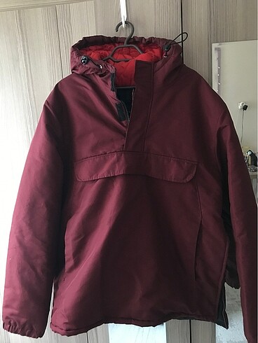 Pull and Bear Bordo unisex mont