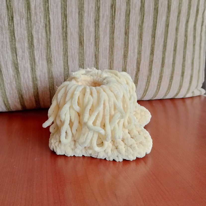 Kız Çocukları İçin Beyaz Örgü Yün Ev Terliği - Görsel 2