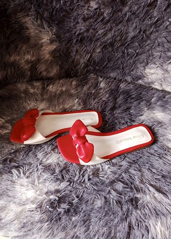 Fiyonklu Kadın Terlik Adet Fiyatları - Görsel 2