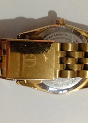 Parlak Altın Kadın Saati - Dave Guner - Görsel 3