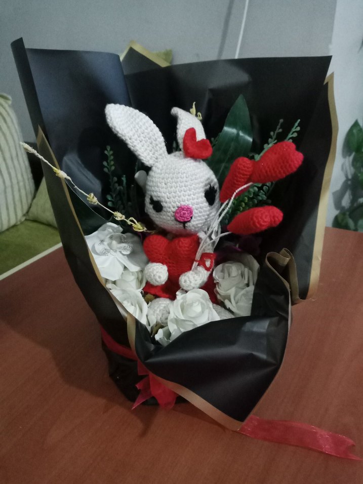 Sevgililer günü Örgü Tavşan Sepeti - Görsel 3