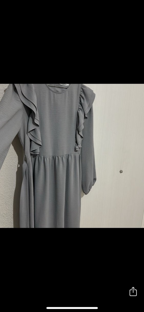 Gri Uzun Kollu Fırfırlı Keten Elbise - Görsel 4