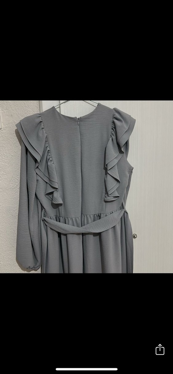 Gri Uzun Kollu Fırfırlı Keten Elbise - Görsel 2