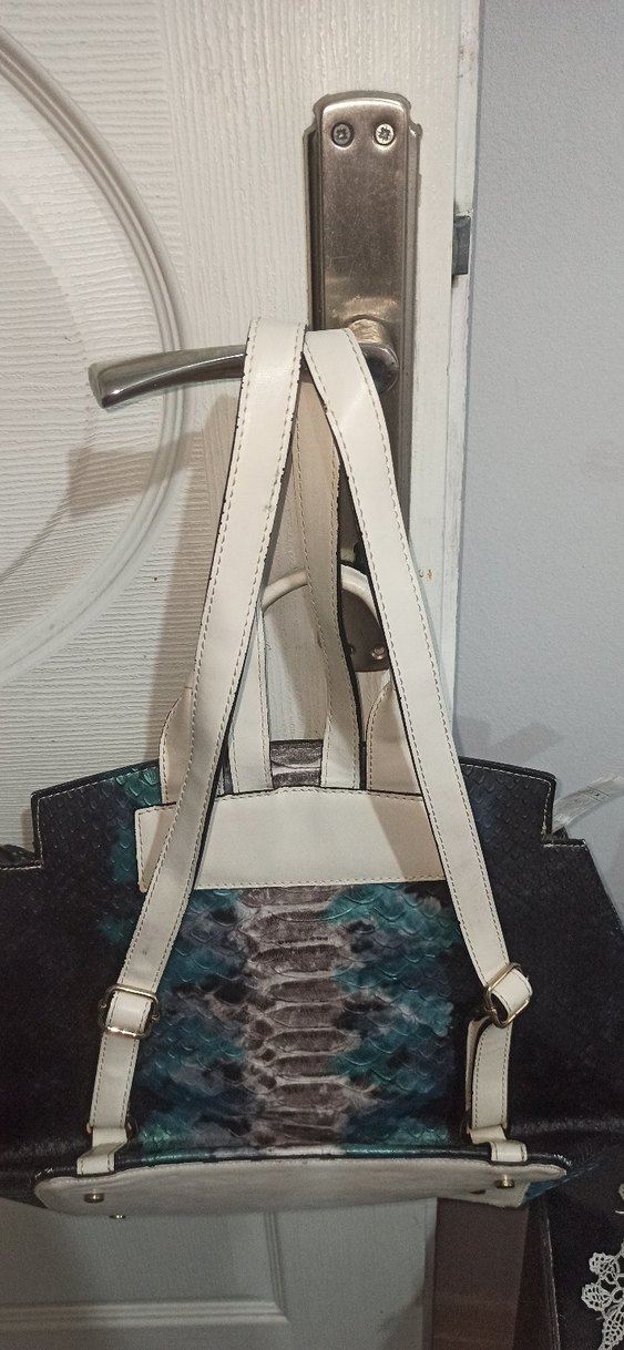 Gri Deri Yılan Desenli Zincir Detaylı Çanta - Görsel 3