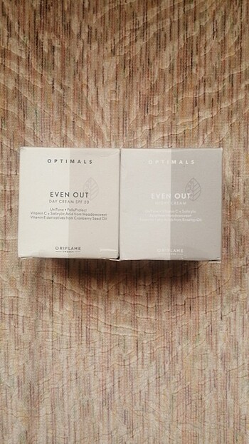 Even out day/night krem 2 li set