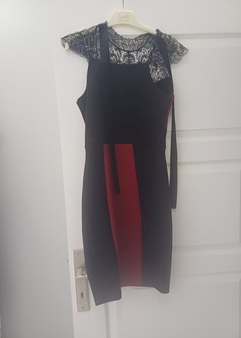 s Beden kırmızı Renk Dantel Detaylı Kırmızı Siyah Uzun Gotik Elbise
