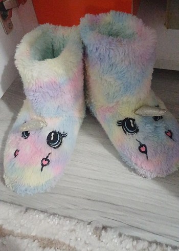 Kızlar için Renkli Bağlama Desenli Peluş Terlik
