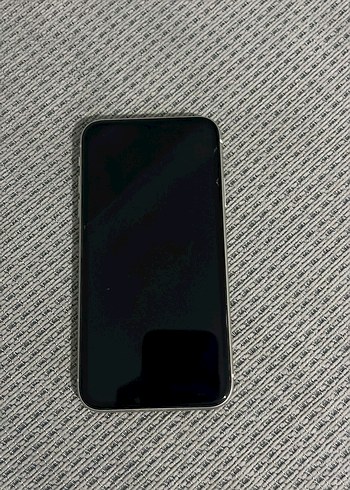 Beyaz iPhone 11 çift kameralı - Görsel 2
