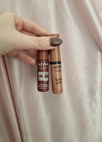 Nyx ruj ve gloss