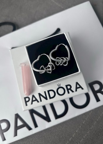 Pandora Pandora charmlı kalp küpe