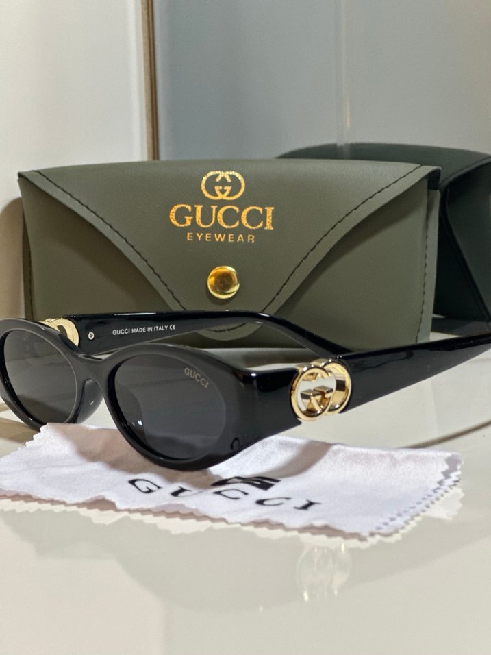 Kadın Siyah Parlak Gucci Gözlük - Görsel 2