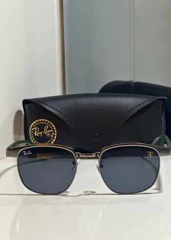 Ray Ban