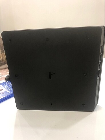 Sony PlayStation 4Slim kasa 500 gb +1 adet orjinal kol(toplam 2 adet 