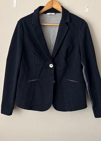 Gri Düğmeli Kadın Blazer Ceket