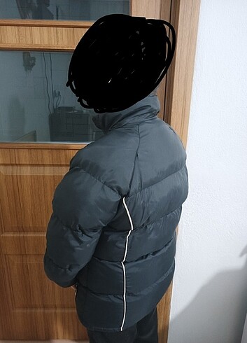 11-12 Yaş Beden Pullbear şişme mont yeni