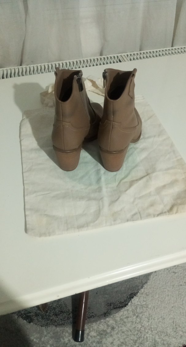 Bej Deri Kadın Dolgu Topuklu Bot - Görsel 3