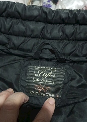 Siyah Fermuarlı Kadın Kışlık Mont - Görsel 2