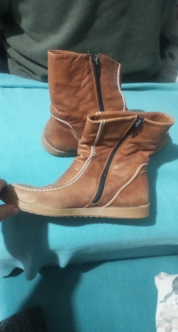 Bej Deri Dolgu Topuklu Kadın Bot - Görsel 2