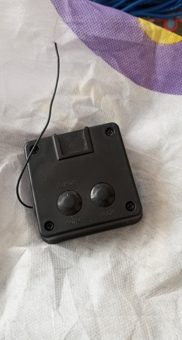 Kare Siyah Güneş Enerjili Power Bank - Görsel 2