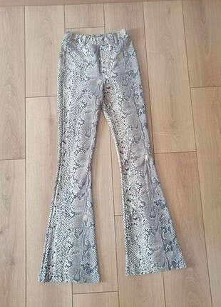 Yılan derisi desenli İspanyol pantolon