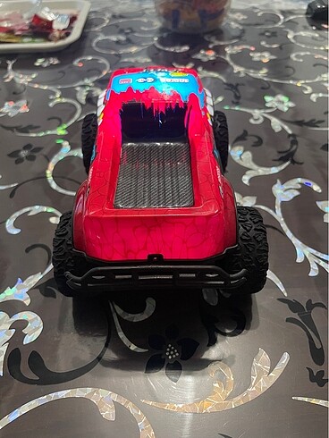 Beden Offroad seri kumandalı araba