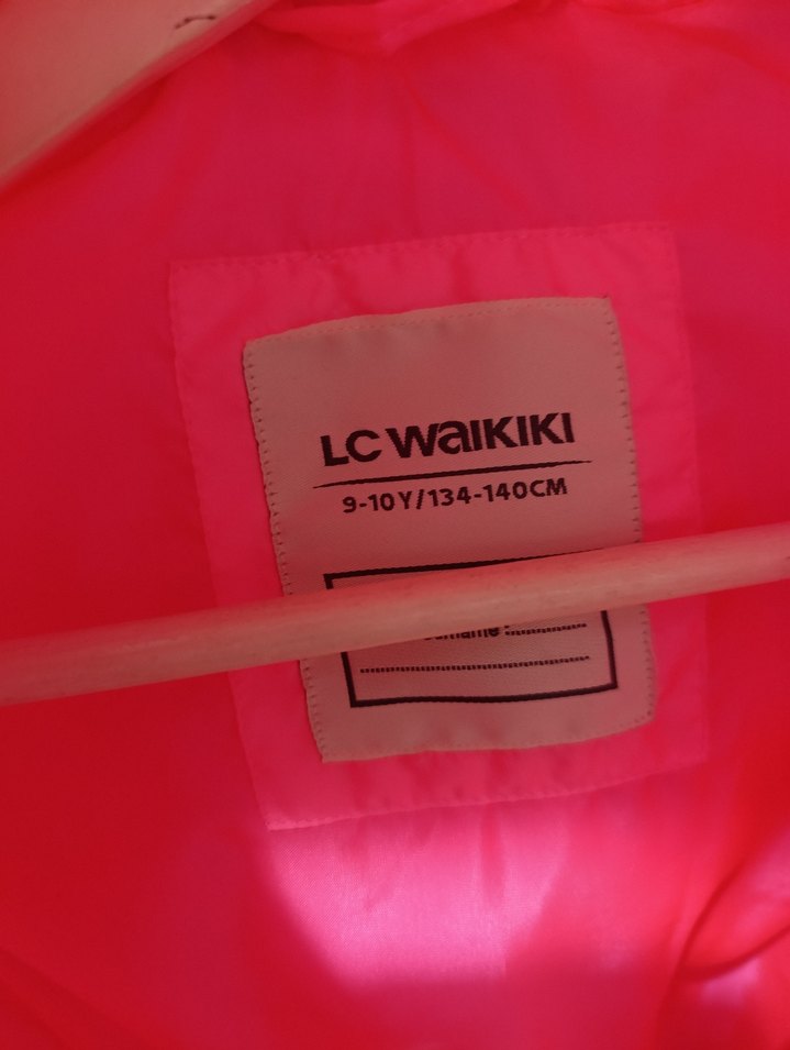 LCW 9-10 yaş Kız Çocuk Kapüşonlu Pembe Şişme Yelek - Görsel 4