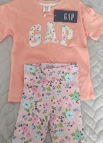GAP kız çocuk takım 