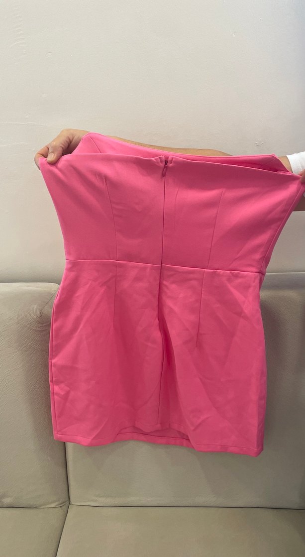 Pembe Elbise - Görsel 2