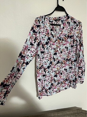 LC Waikiki Bluz.
