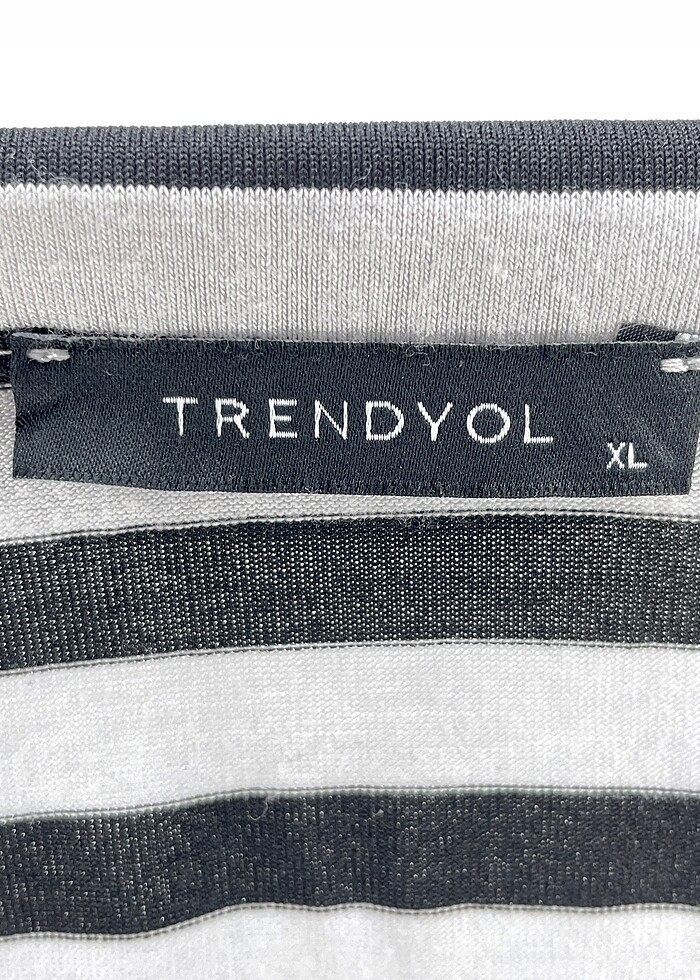 Trendyol & Milla Kısa Tulum %70 İndirimli. - Görsel 4