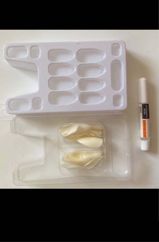 Nascita Beyaz Yeniden Kullanılabilir Takma Tırnak - Görsel 2