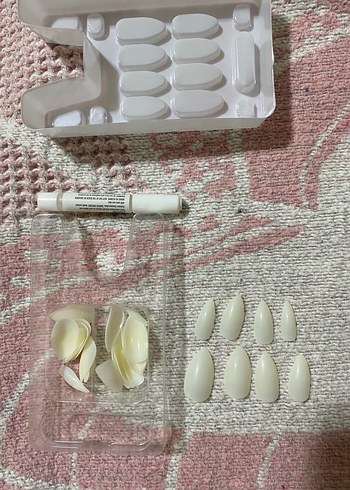 Nascita Beyaz Takma Tırnak 36'lı - Görsel 3