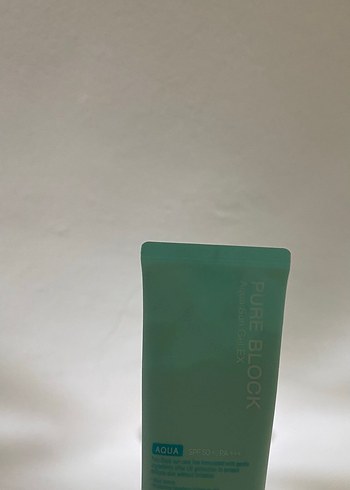 Apieu Pure Block Aqua Güneş Kremi SPF50+ - Görsel 3