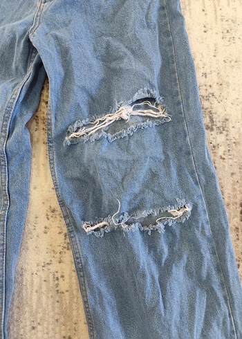 Mavi Jeans Kadın Mavi Bol Kesim Yırtık Kot Pantolon