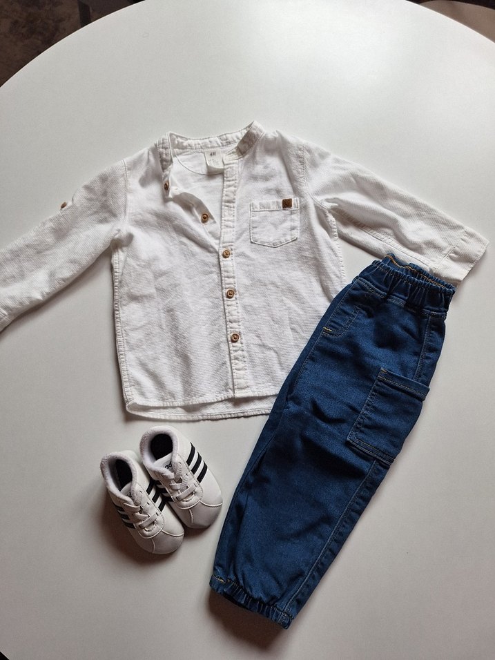 Beyaz Gömlek ve Mavi Kot Pantolon Bebek Takımı - Görsel 2