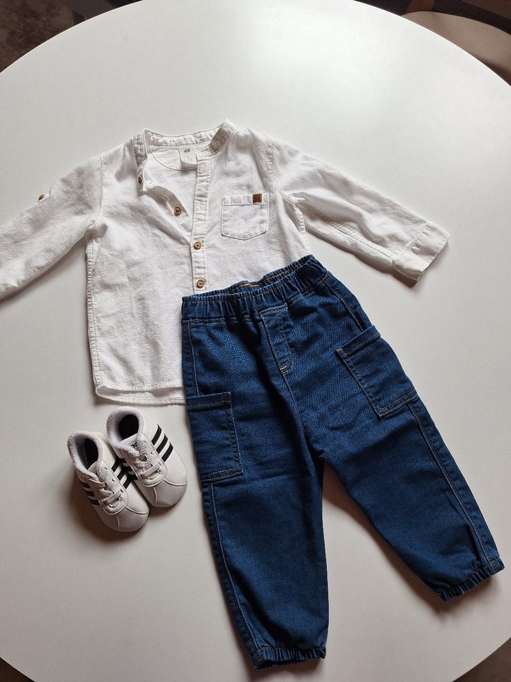 Beyaz Gömlek ve Mavi Kot Pantolon Bebek Takımı - Görsel 5